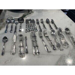 Oneida Northland COLONIAL BOUTIQUE Stainless Beaded Flatware 70 piece Set NEW